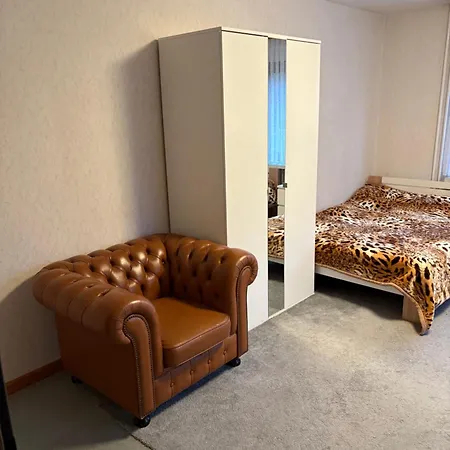 Проживание в семье Gemuetliches Und Ruhiges Gaestehaus In Рендсбург